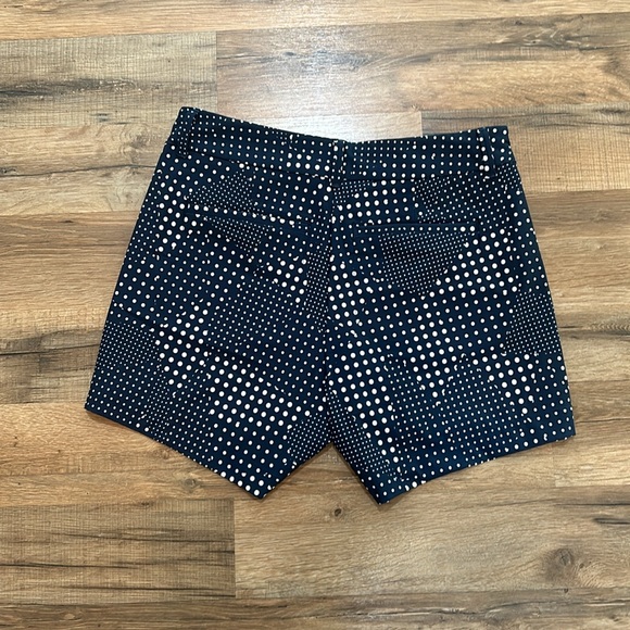 SPANX WOMENS SUNSHINE 4” SHORTS LIGHTWEIGHT POLKA DOT NAVY SZ XS NEW - Picture 2 of 11